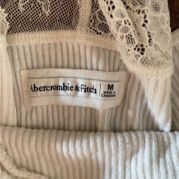 Abercrombie Cream Sleep set - Picture 2 of 3